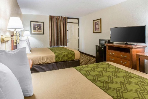 Econo Lodge Midtown image 13